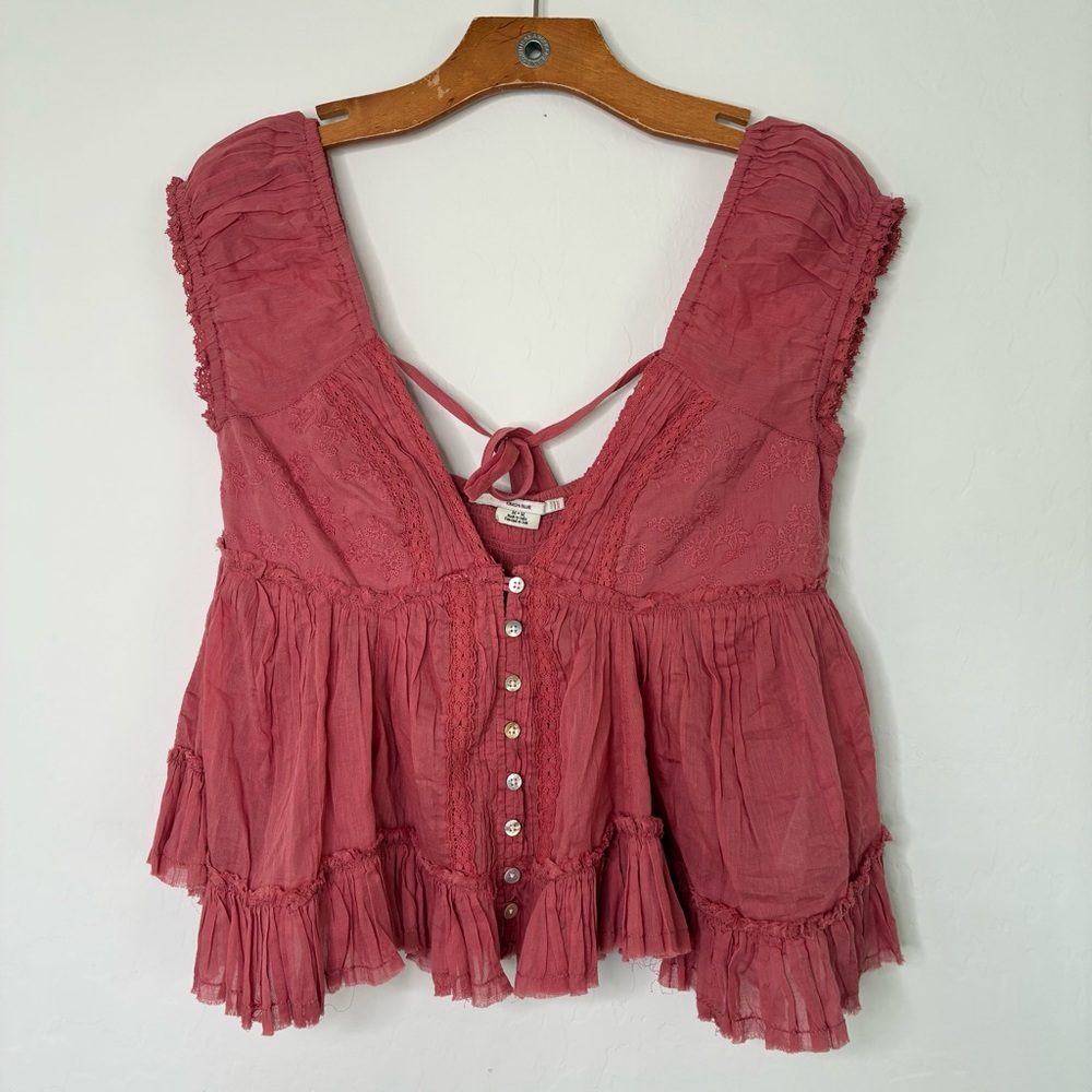 Kimchi Blue urban outfitters flowy cropped blouse